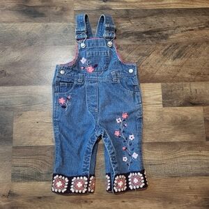Vintage Denim Floral Embroidered Crochet Hem Heart Strap Overalls Size 6-9M